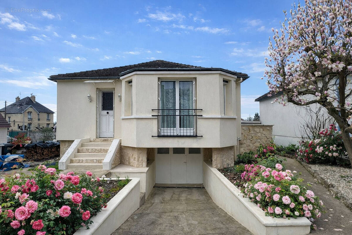 Maison à ORRY-LA-VILLE