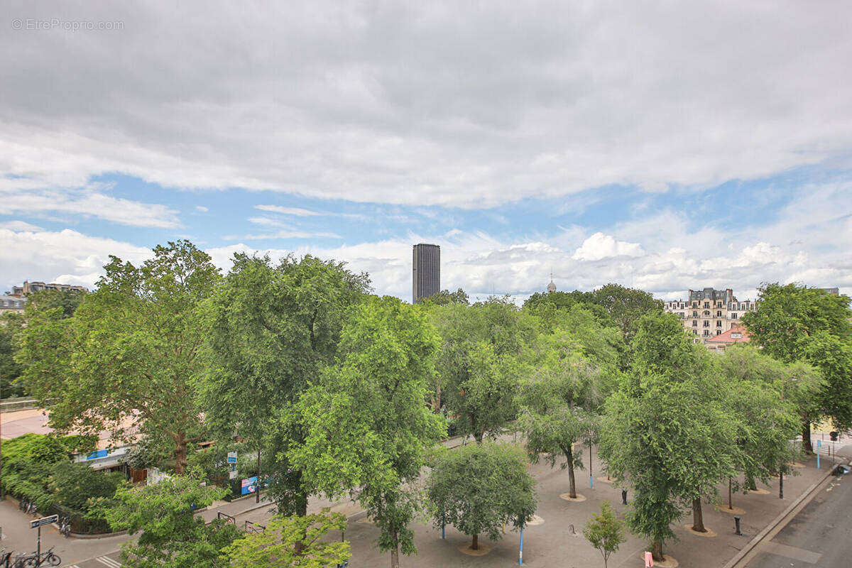 Appartement à PARIS-14E