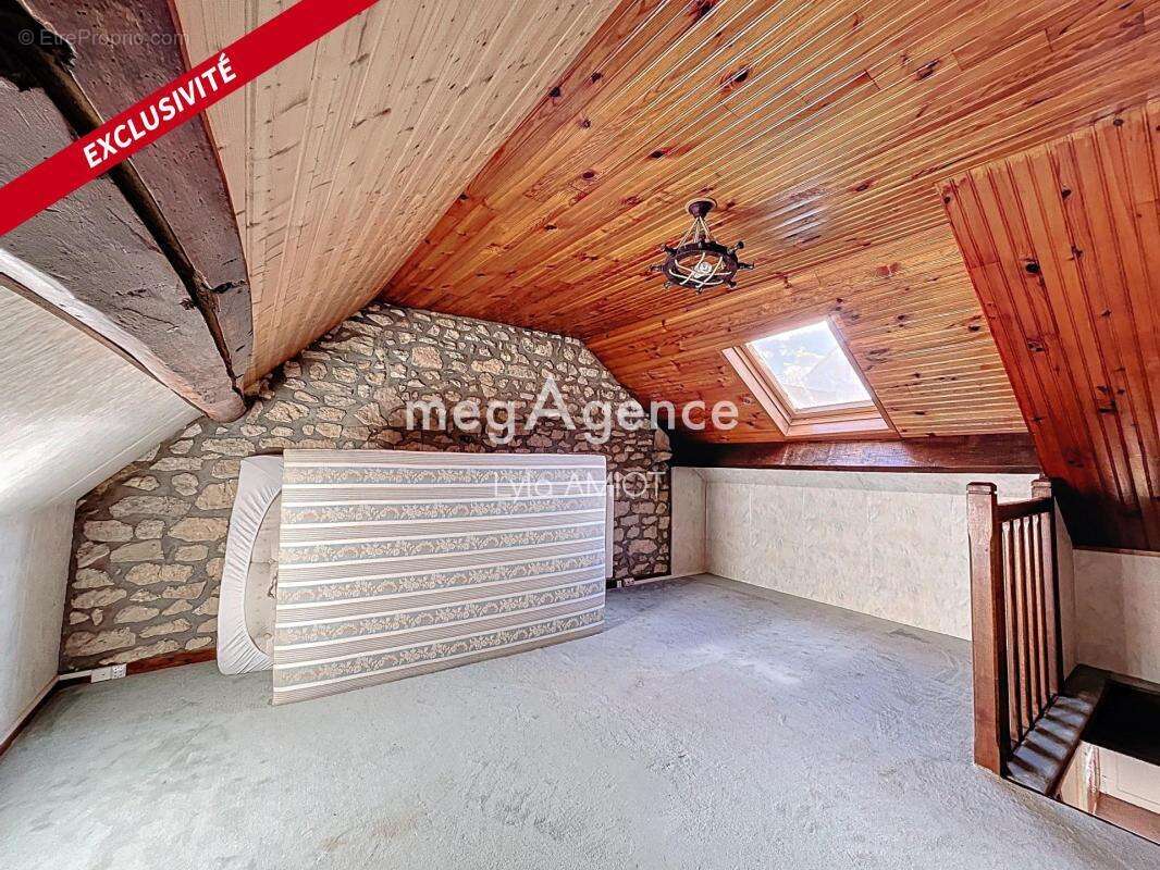 Maison à HARDRICOURT