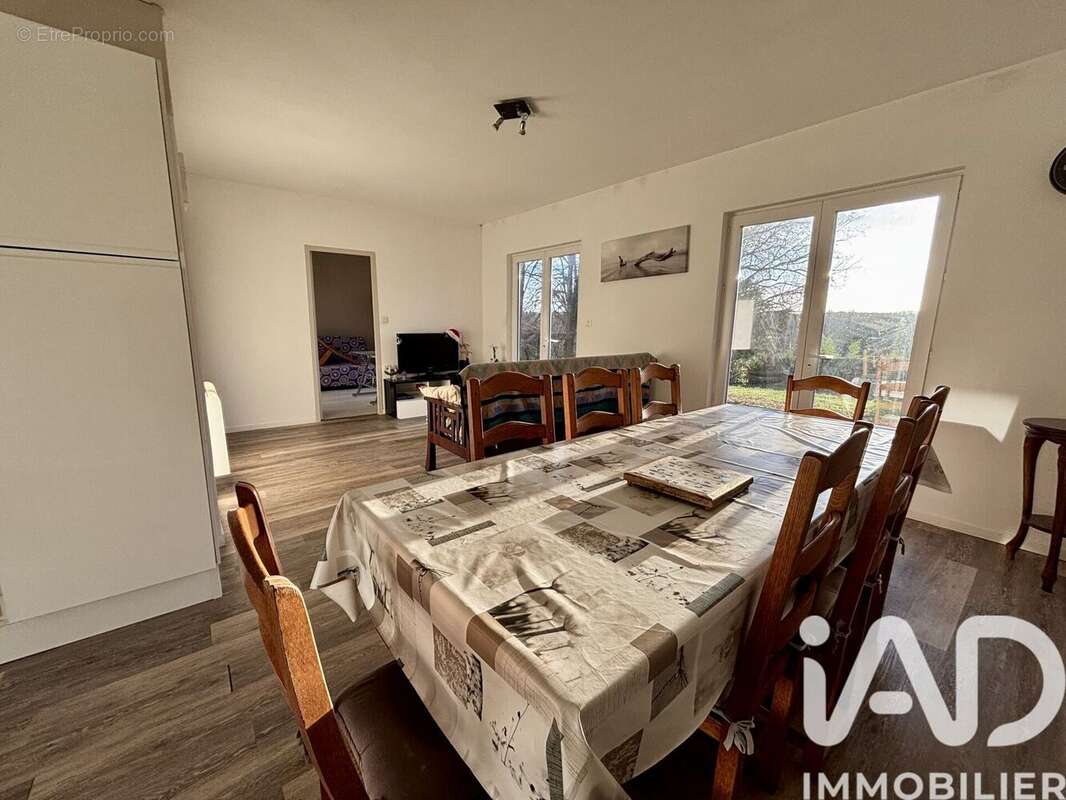 Photo 4 - Maison à MIALET