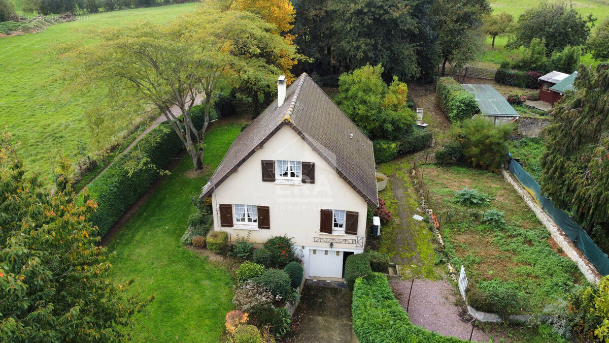 Maison à BRETTEVILLE-L'ORGUEILLEUSE