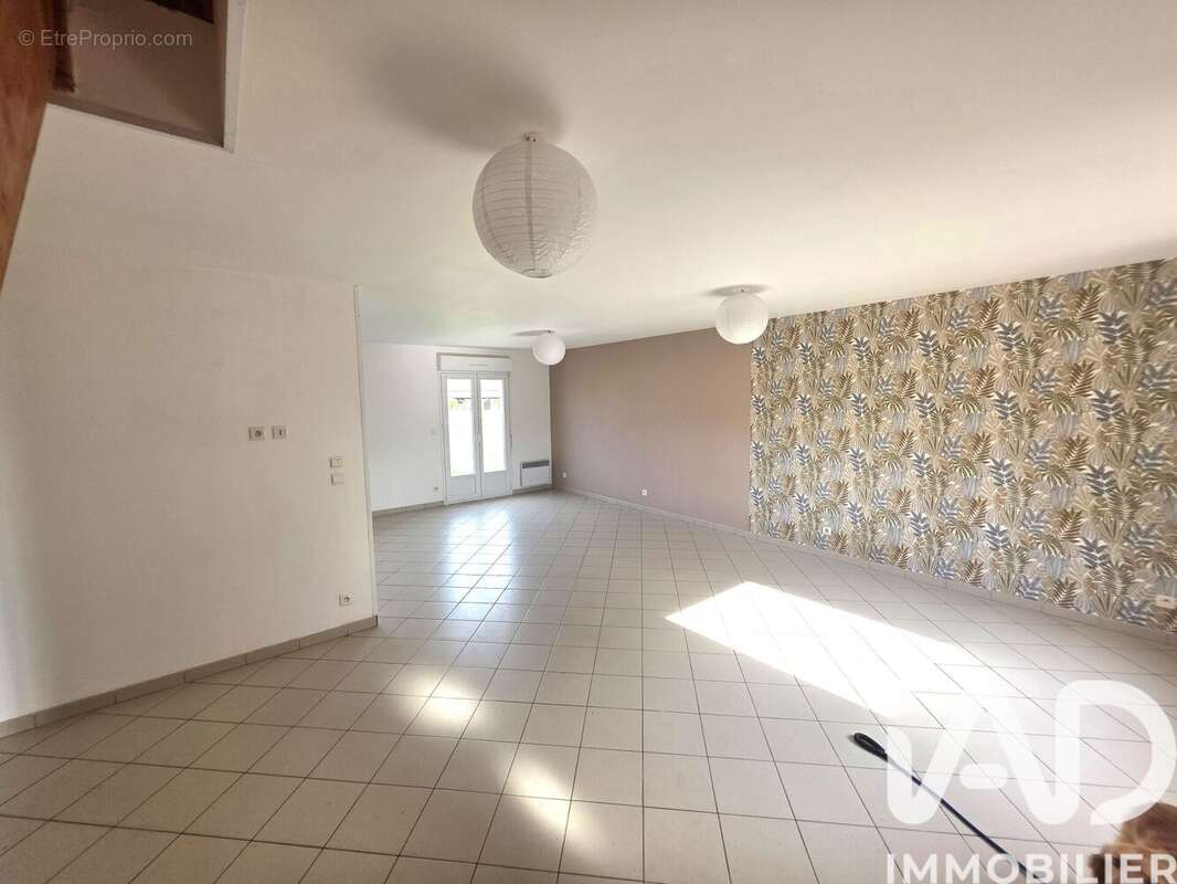 Maison 101 m² à Brutelles  - photo 3