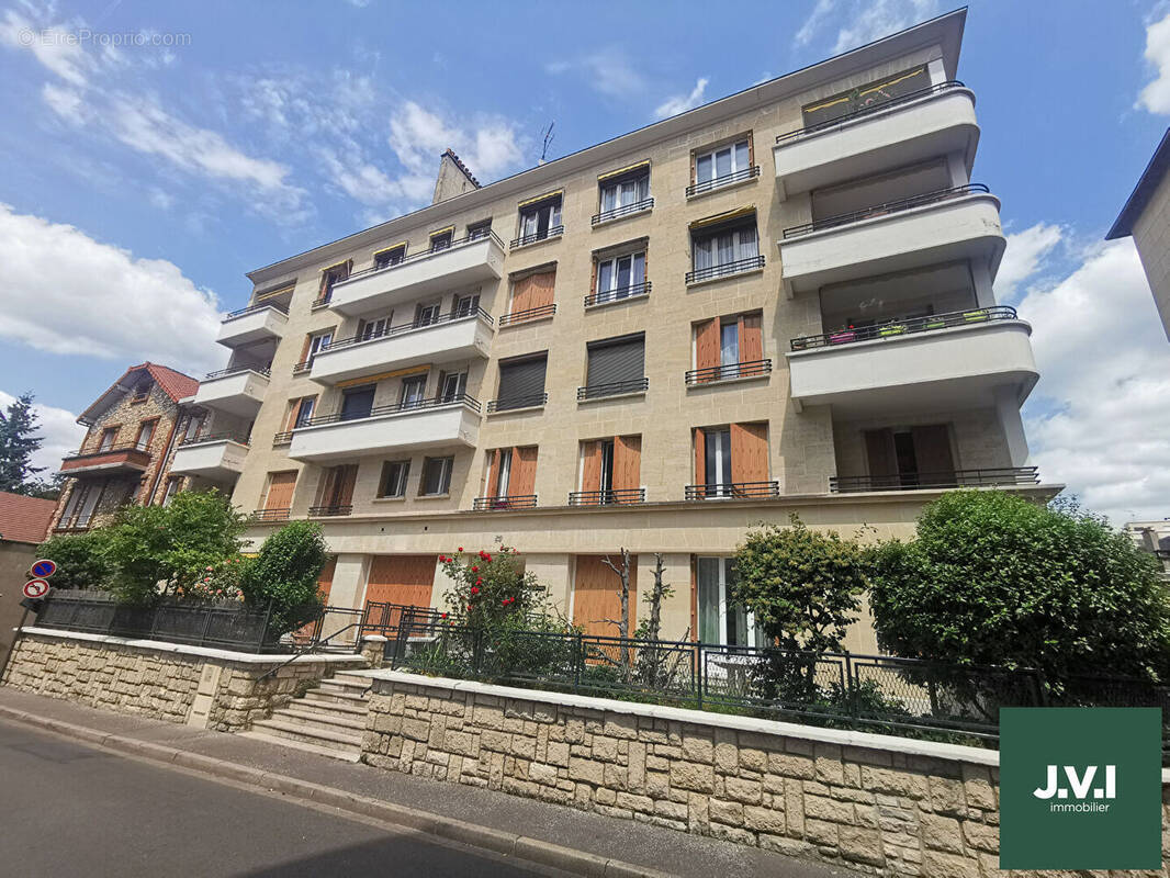 Appartement à ENGHIEN-LES-BAINS