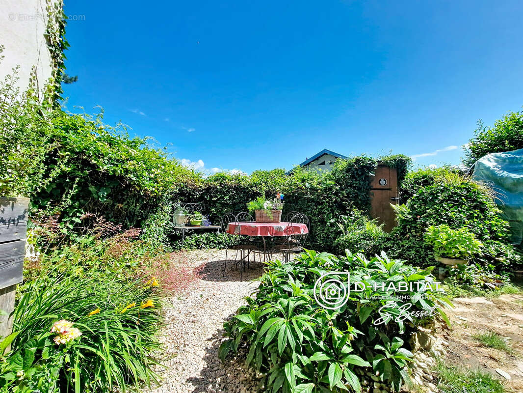 Appartement à GIERES