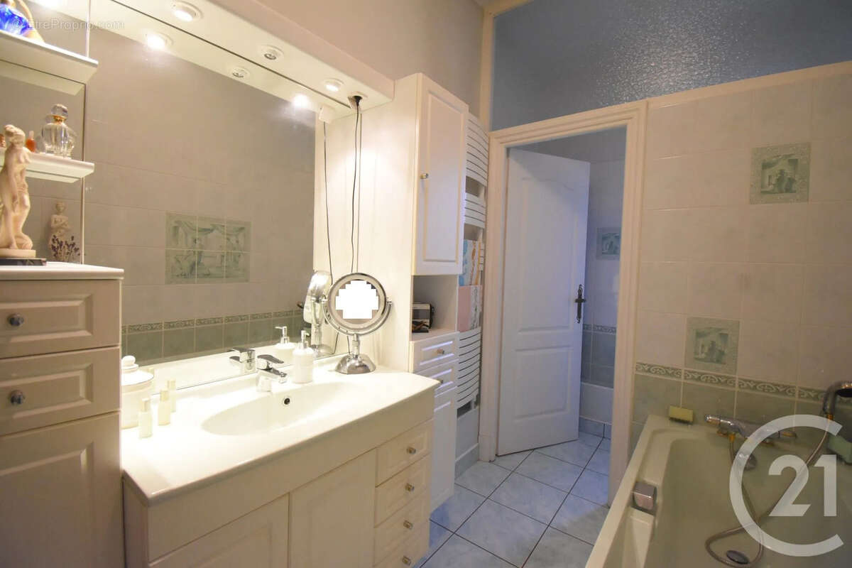 Appartement à VICHY