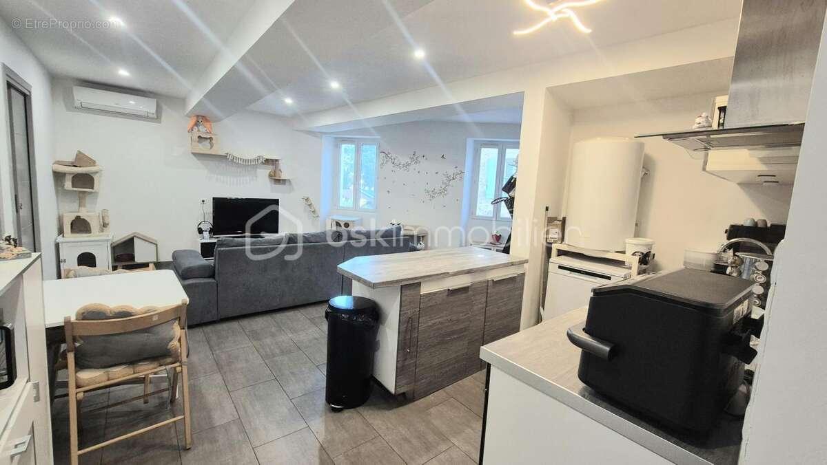 Appartement à PUGET-VILLE