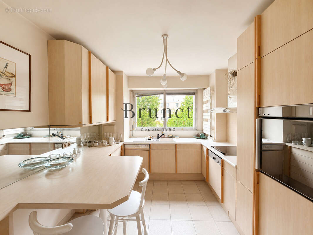 Appartement à SAINT-MAUR-DES-FOSSES