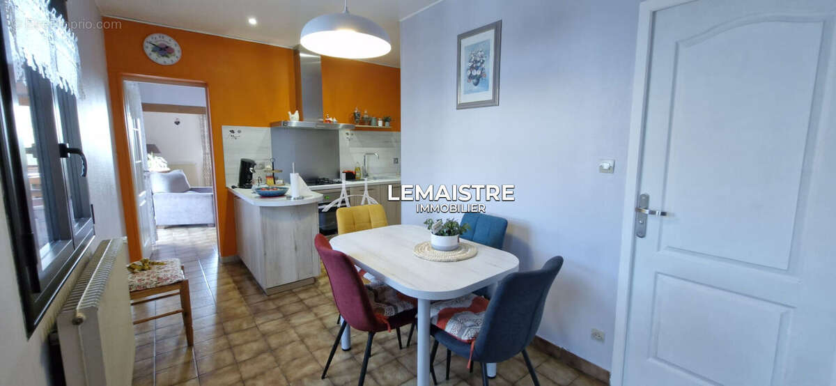 Maison à vendre - Yvetot - 80 m² - 2 chambres - Garage et terrasse - Proche toutes commodités - photo 4