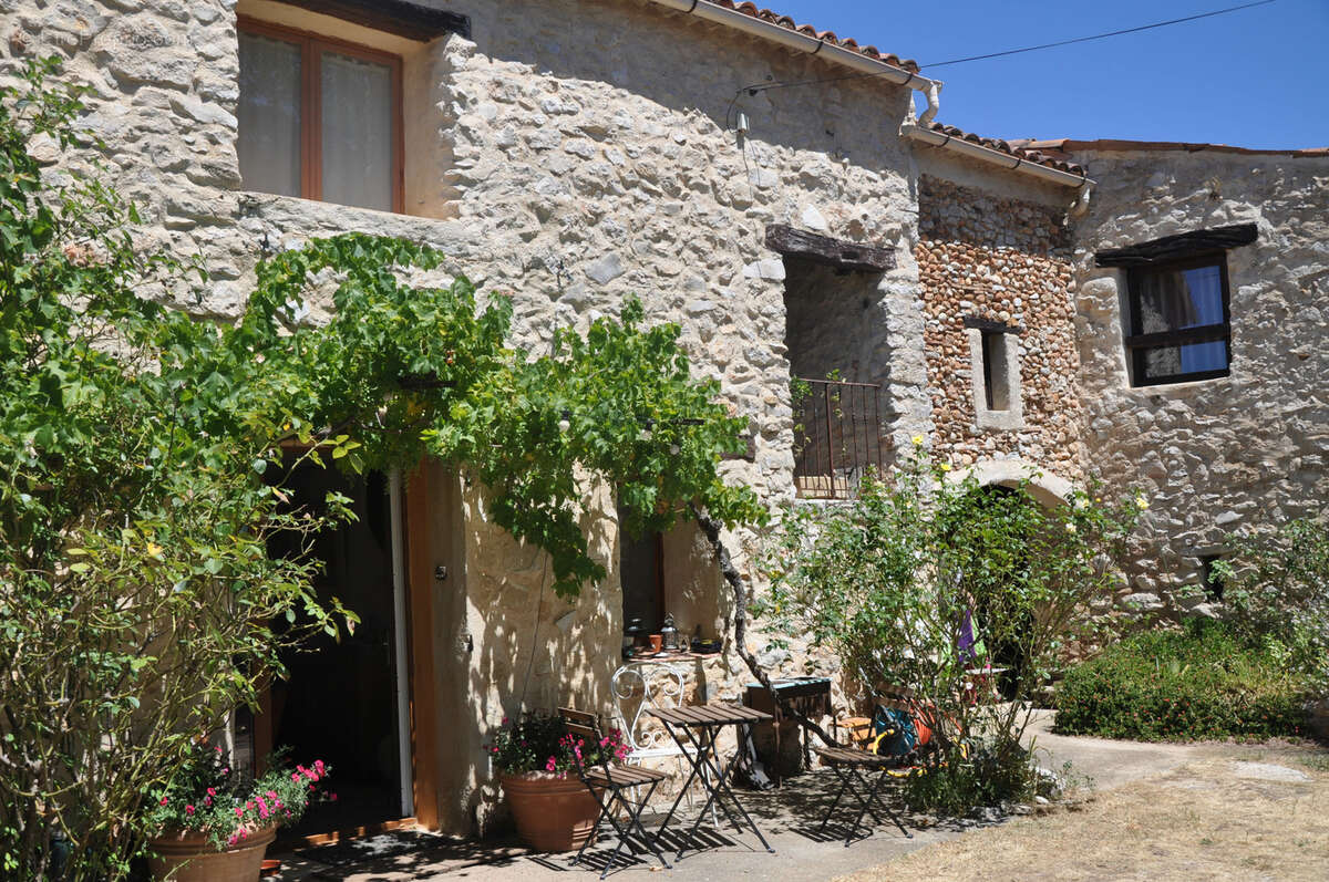 Maison à QUINSON