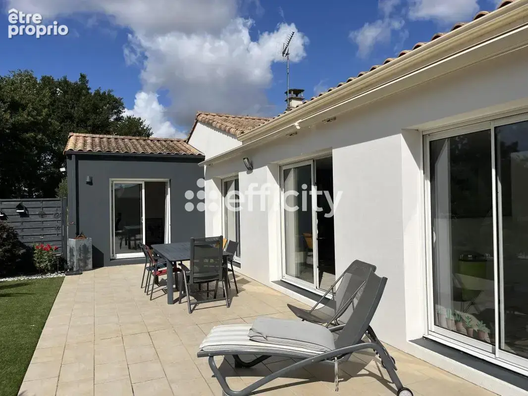 Maison 144 m² à Niort  - photo 16