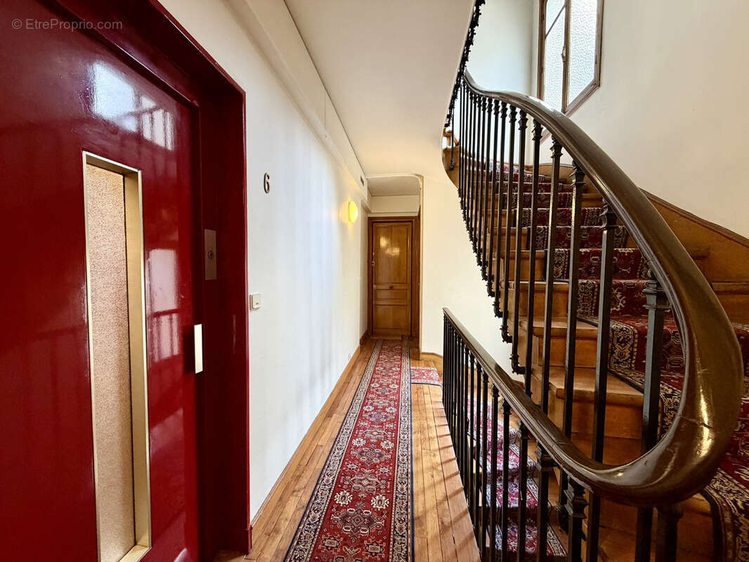 Appartement à PARIS-12E