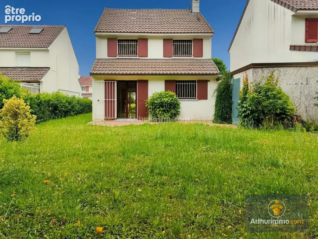 Photo Maison à Evry au prix de 300 000€