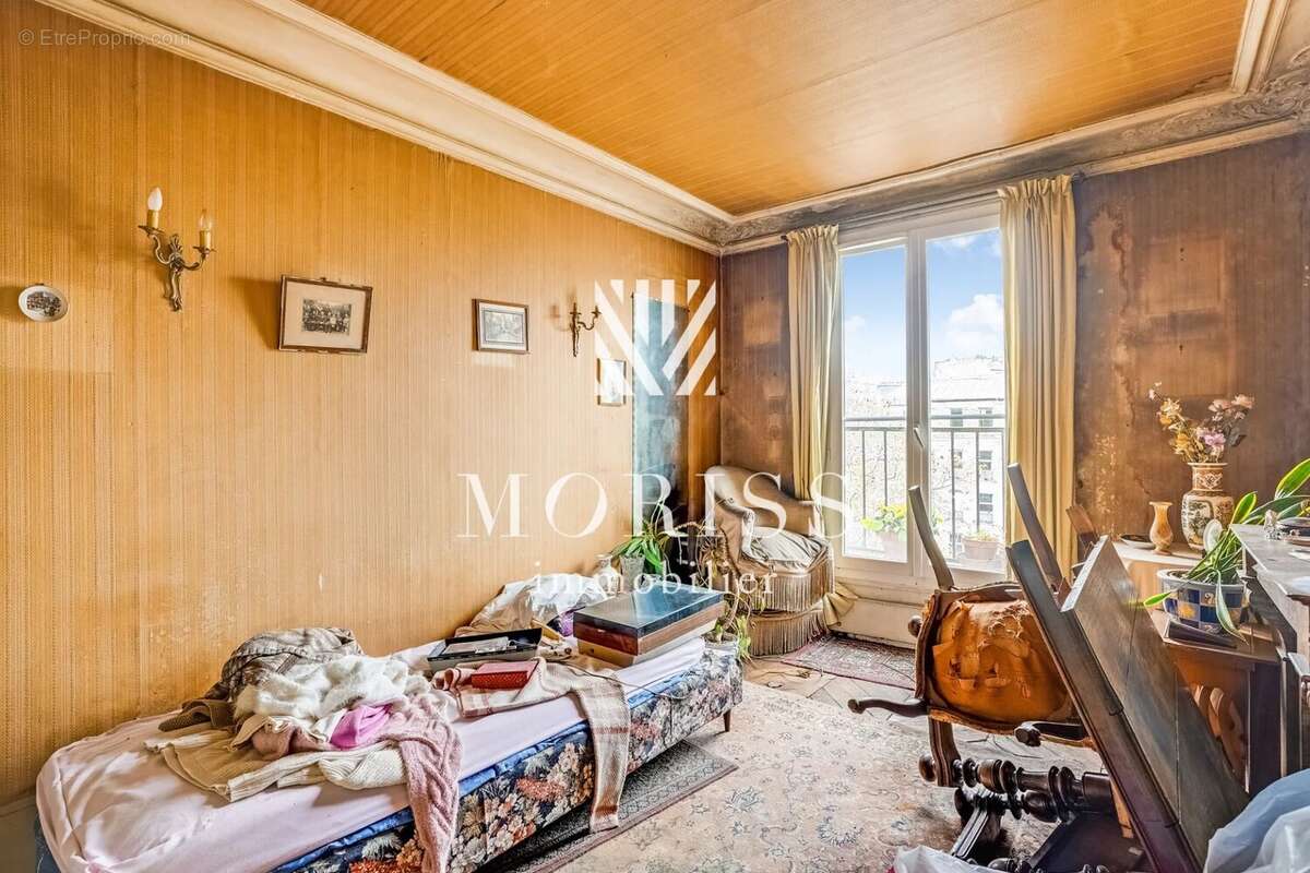Appartement à PARIS-9E