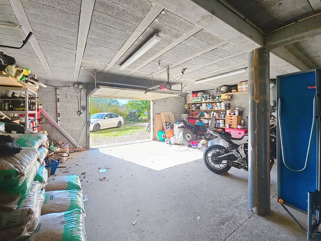 Maison à MONTDRAGON