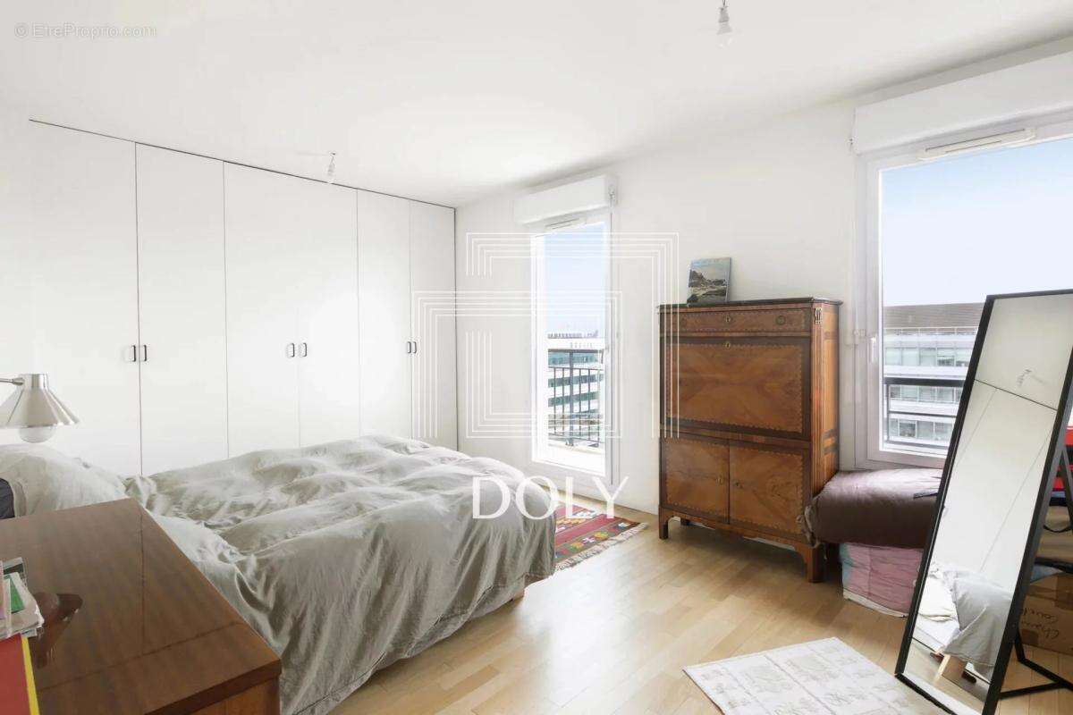 Appartement à IVRY-SUR-SEINE