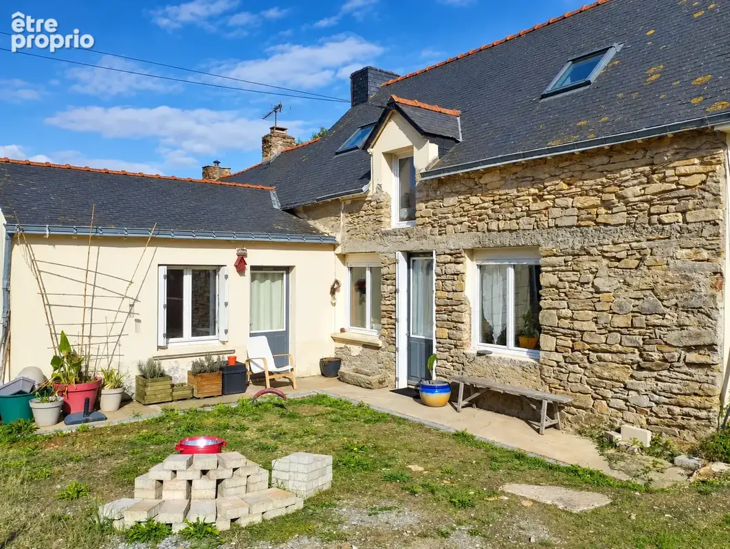 Maison à SEVERAC