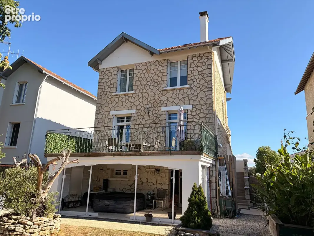 Maison à ROCHEFORT