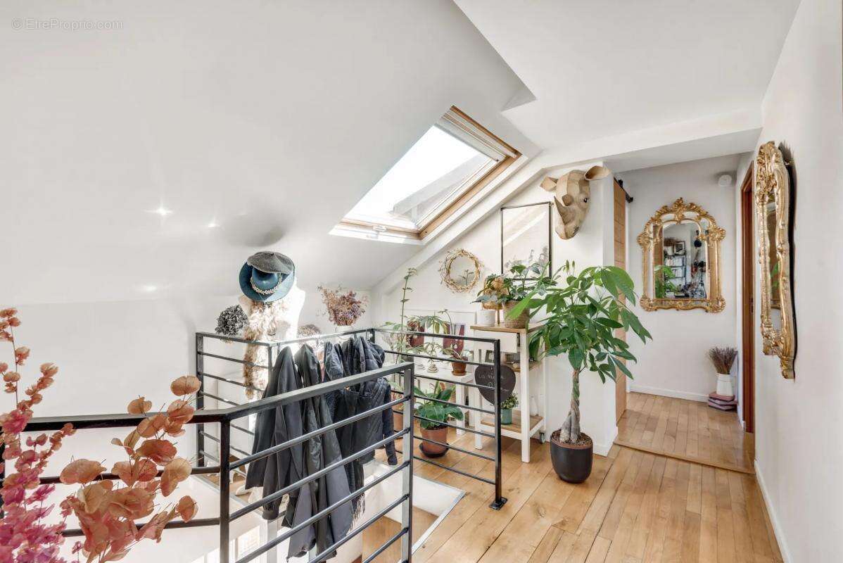 Appartement à SAINT-MAUR-DES-FOSSES