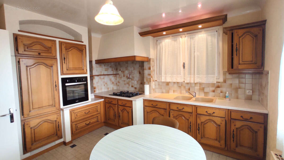 Maison à CHATELLERAULT