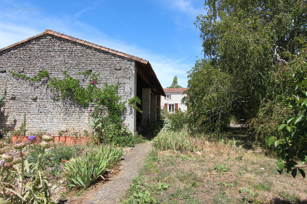 Maison à BENET