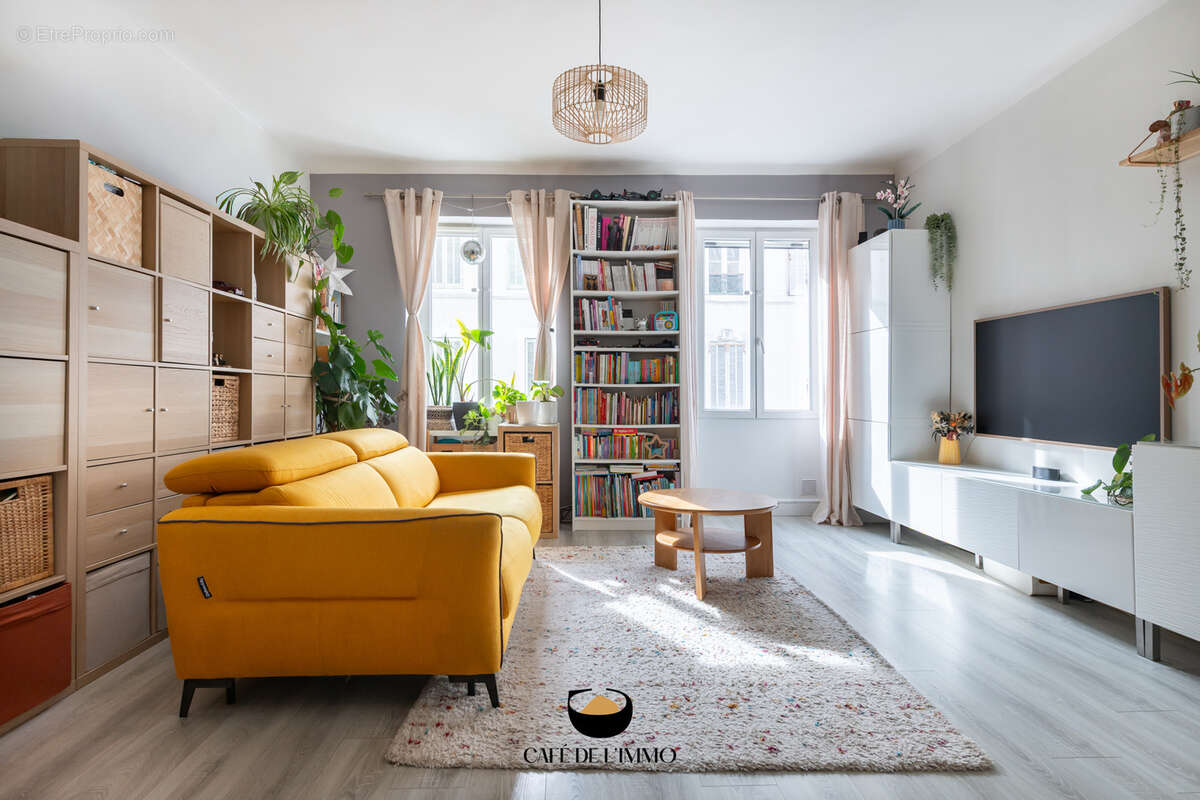 Appartement à MARSEILLE-6E