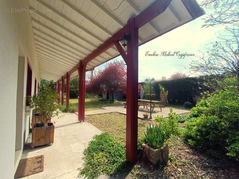 Maison à SAINT-ANDRE-DE-CUBZAC