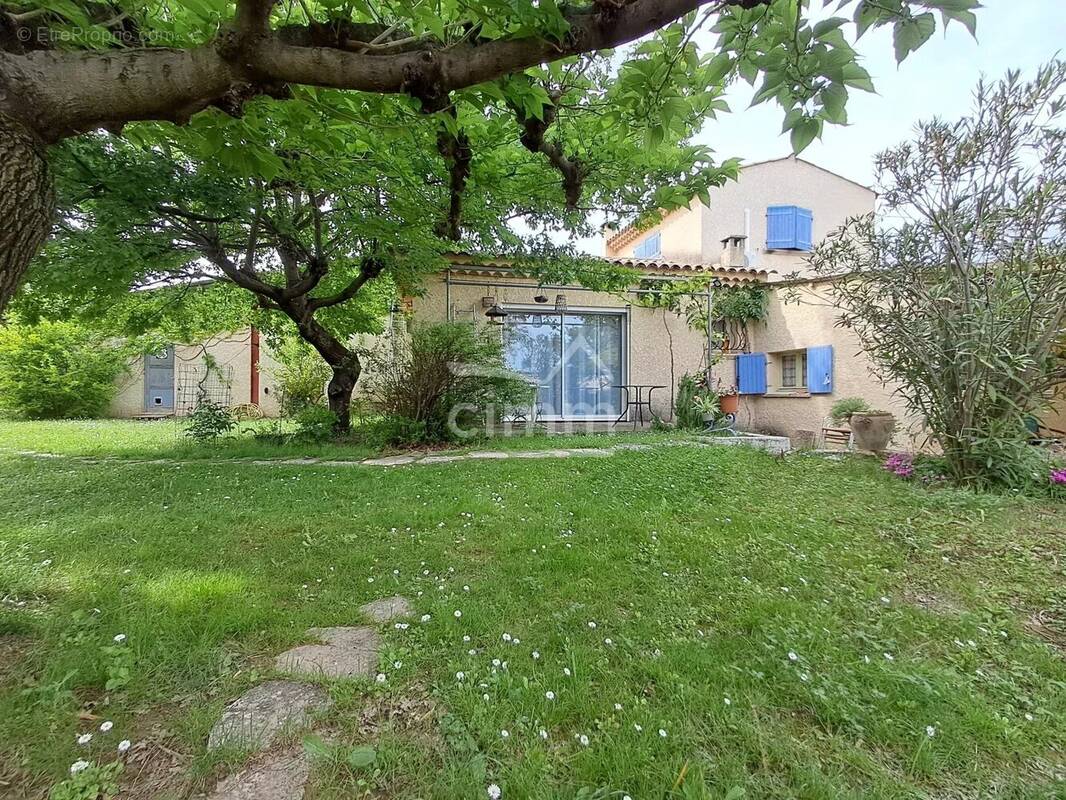 Maison à VILLENEUVE