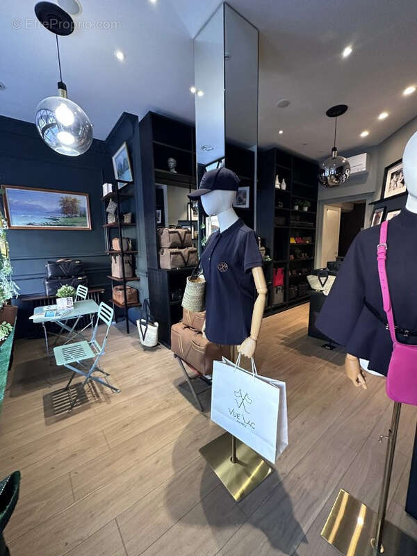 Opportunité Droit Au Bail - 78m2, Quartier des Ilôts - Annecy Centre - photo 5
