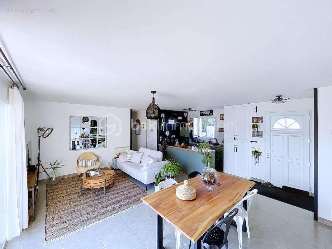 Maison plain-pied - 3 chambres - jardin privatif - photo 3