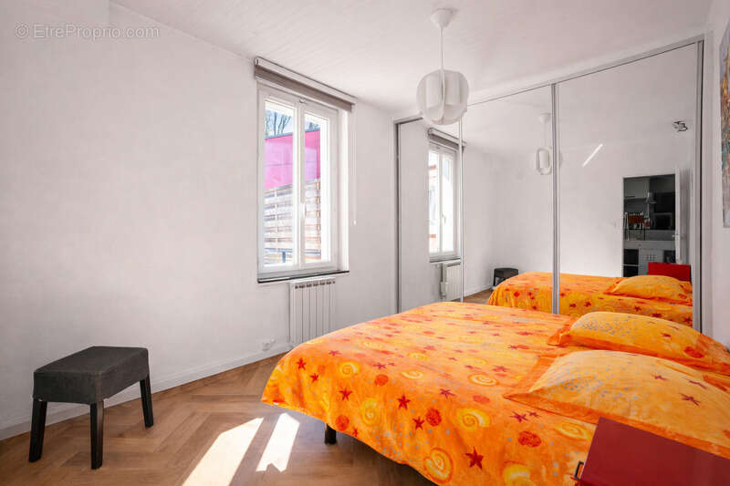 Appartement à FONTAINES-SUR-SAONE