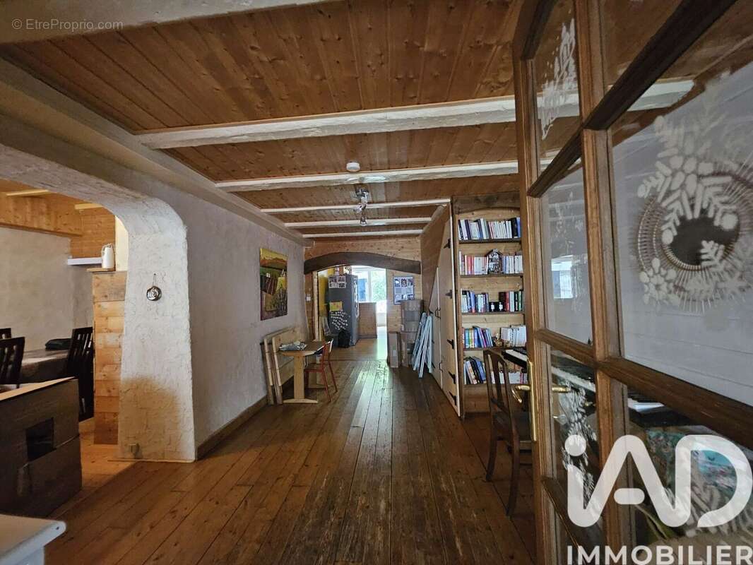 Maison 150 m² à Rossillon  - photo 8