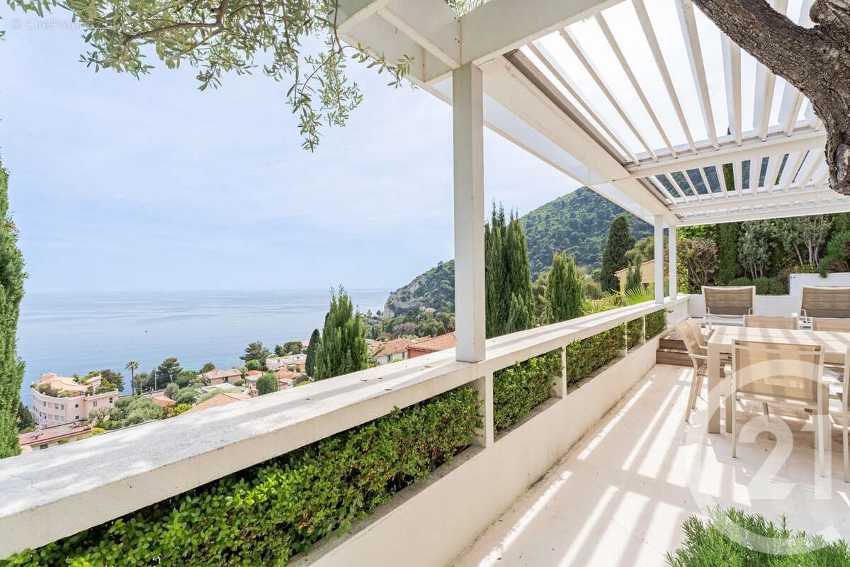 Maison à EZE