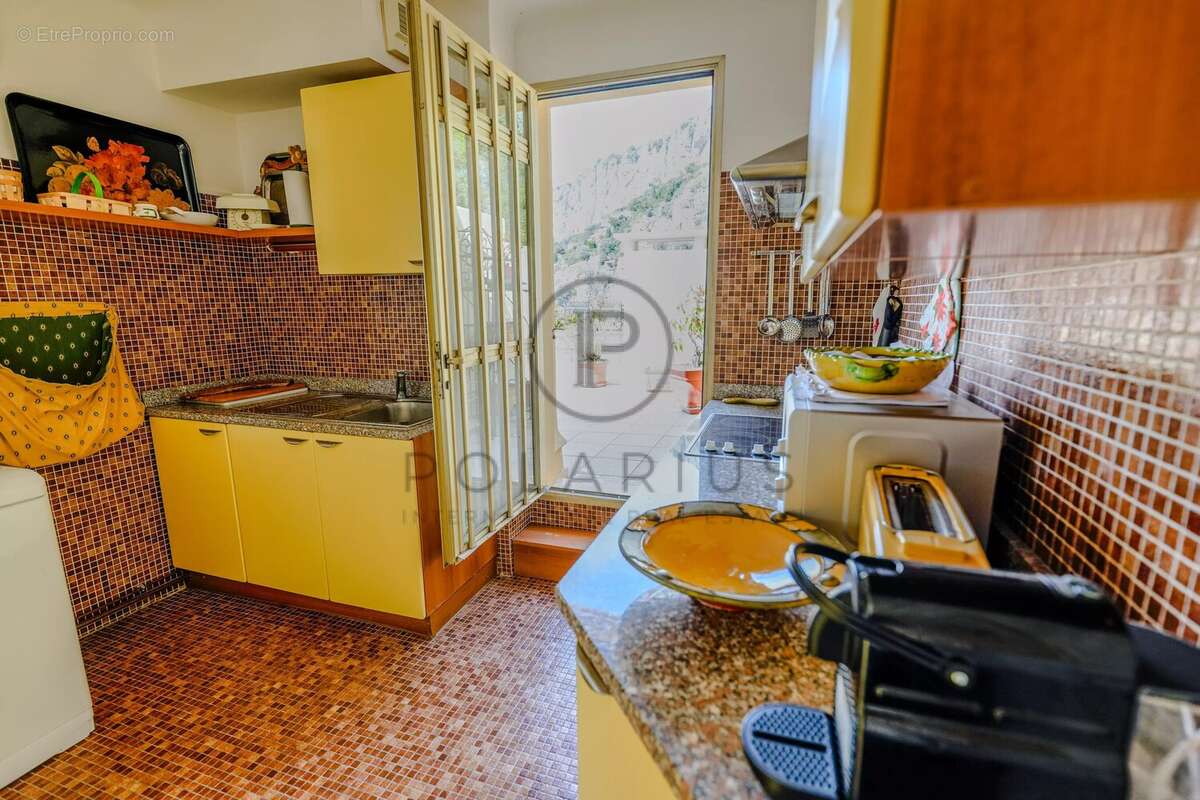 Appartement à CAP-D'AIL