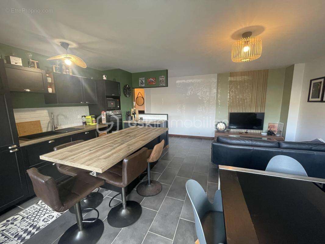 Appartement à PACE