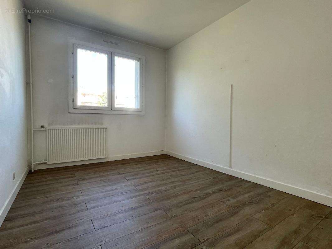 Vénissieux T5 à Vendre avec ORPI - photo 10