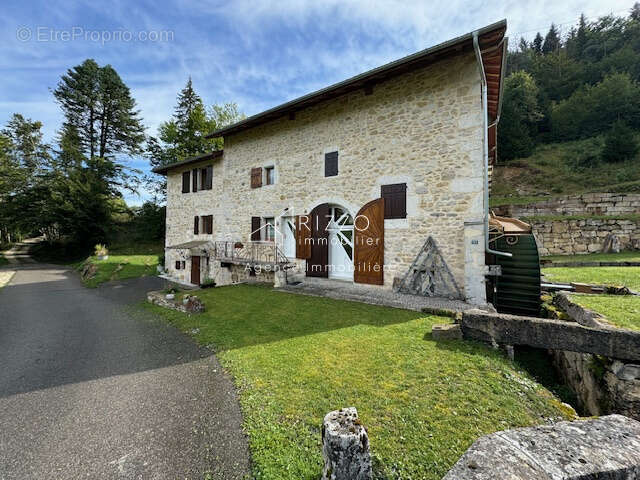 Ancien moulin au Retord - photo 2