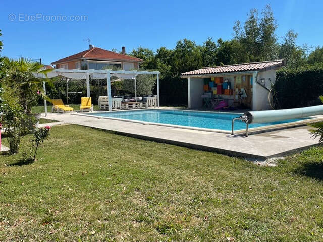 Maison à ROMANS-SUR-ISERE