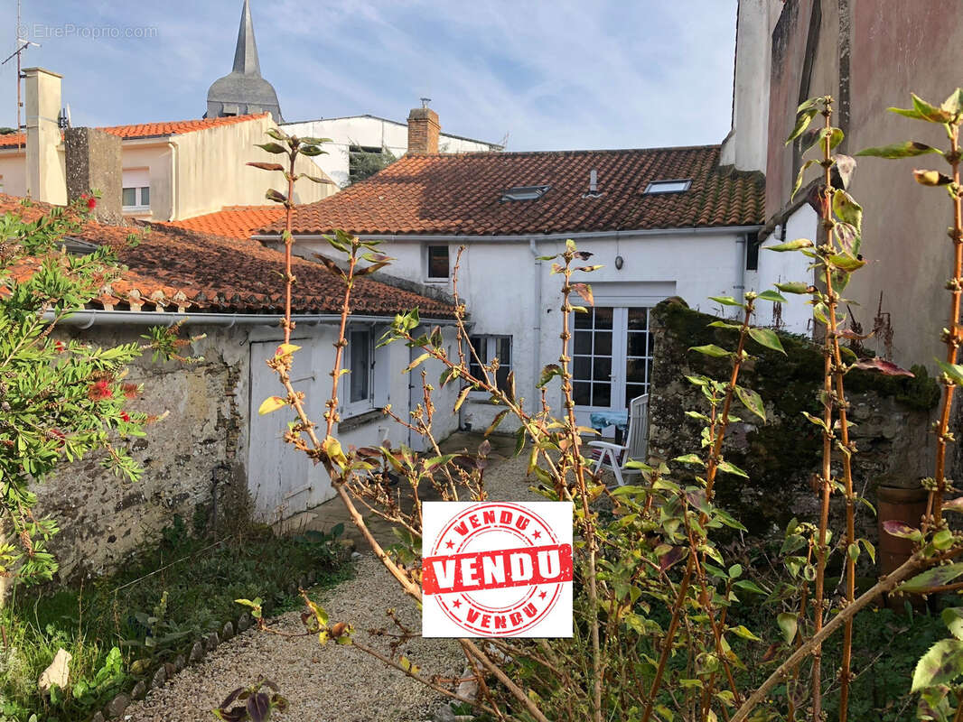 Maison à BOIS-DE-CENE