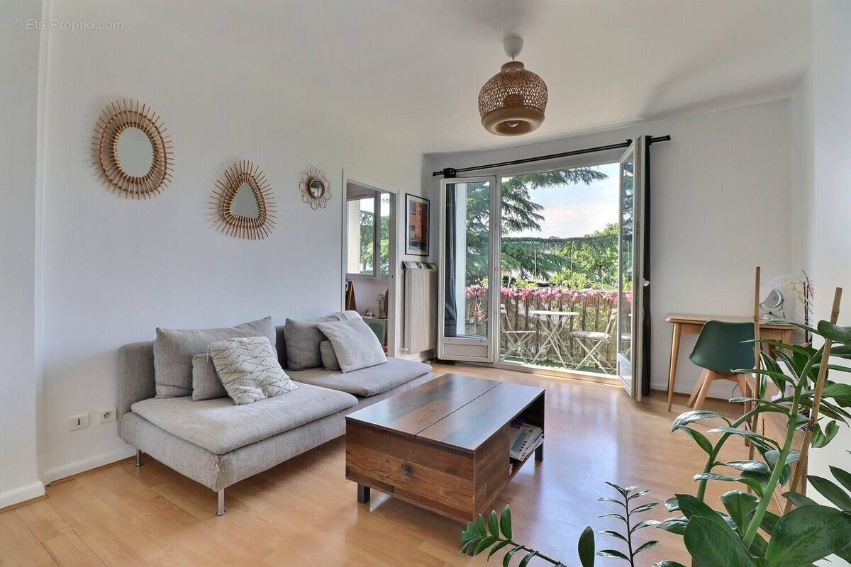 Appartement à CHATILLON