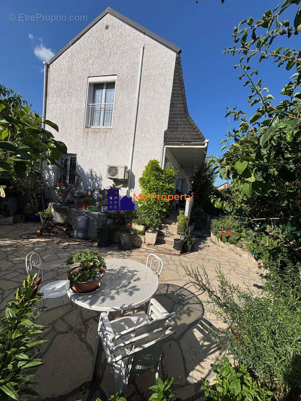 Maison à HOUILLES