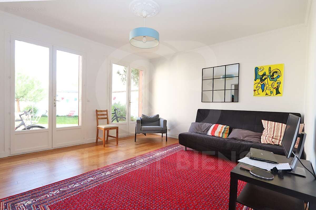 Avil2026 - Maison à VIROFLAY