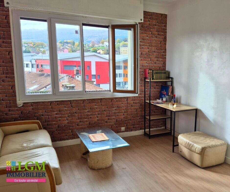 Appartement à BELLEGARDE-SUR-VALSERINE