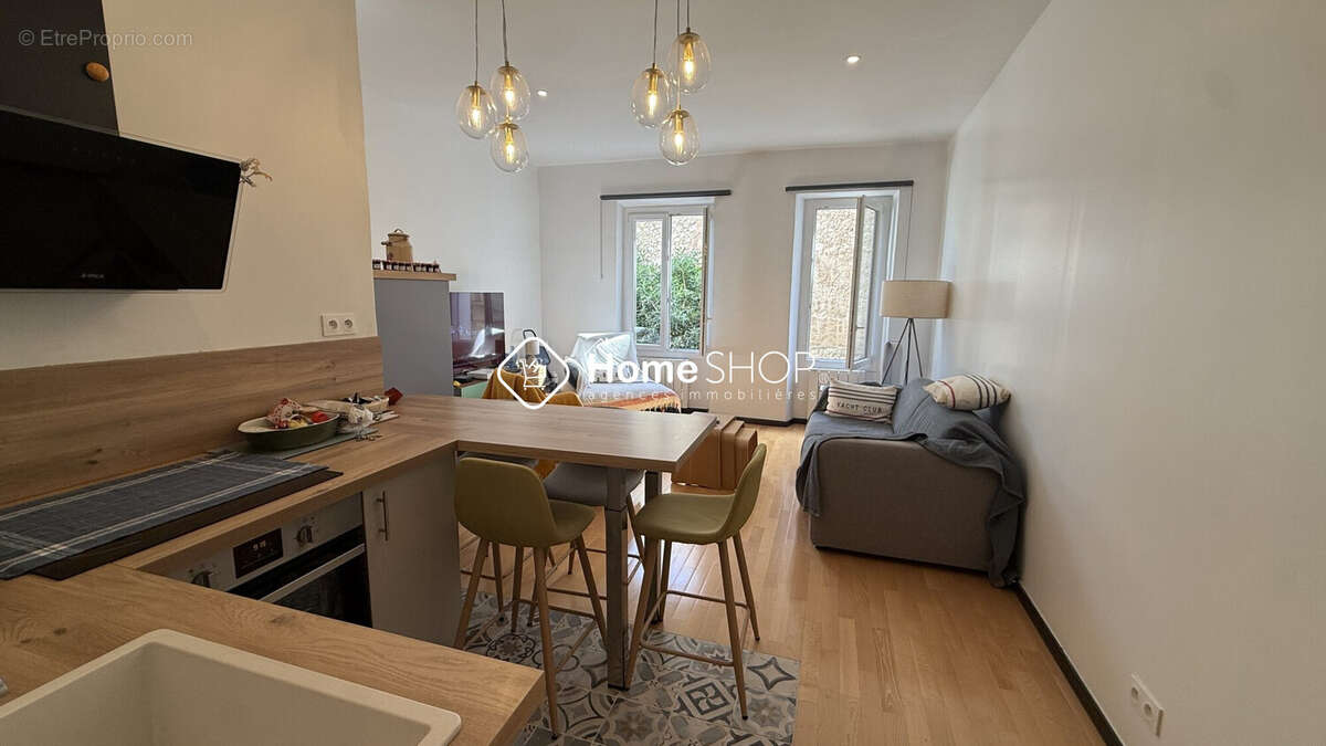 Appartement à MARSEILLE-7E