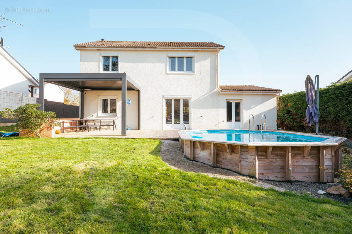 Maison à CAUVILLE-SUR-MER