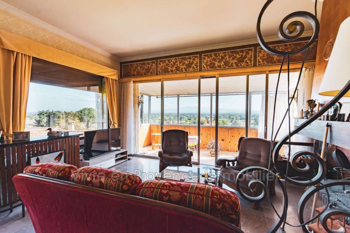 Maison à JONQUERETTES