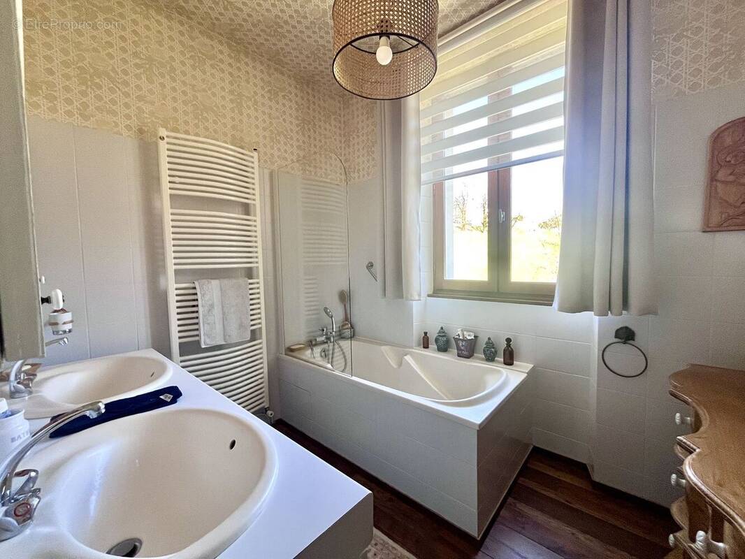 Maison à SAINT-GERMAIN-DU-TEIL