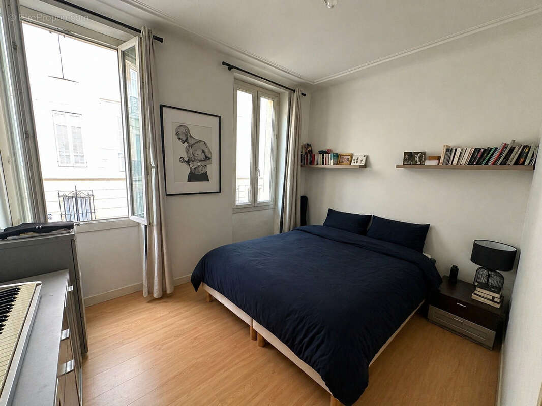Appartement à MARSEILLE-1E