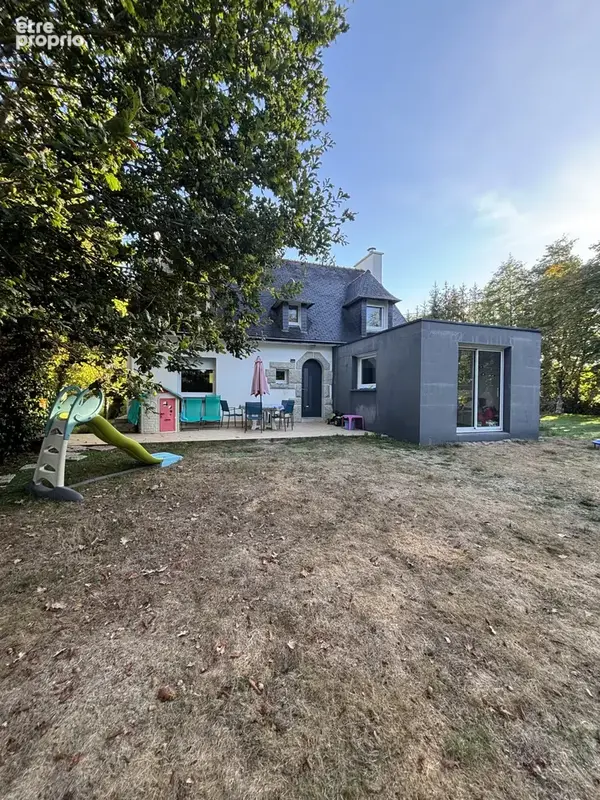 Maison 6 pièces 124 m² à vendre à Ergue-Gaberic (29500) - photo 2