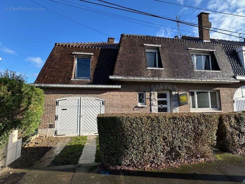 Maison à LYS-LEZ-LANNOY