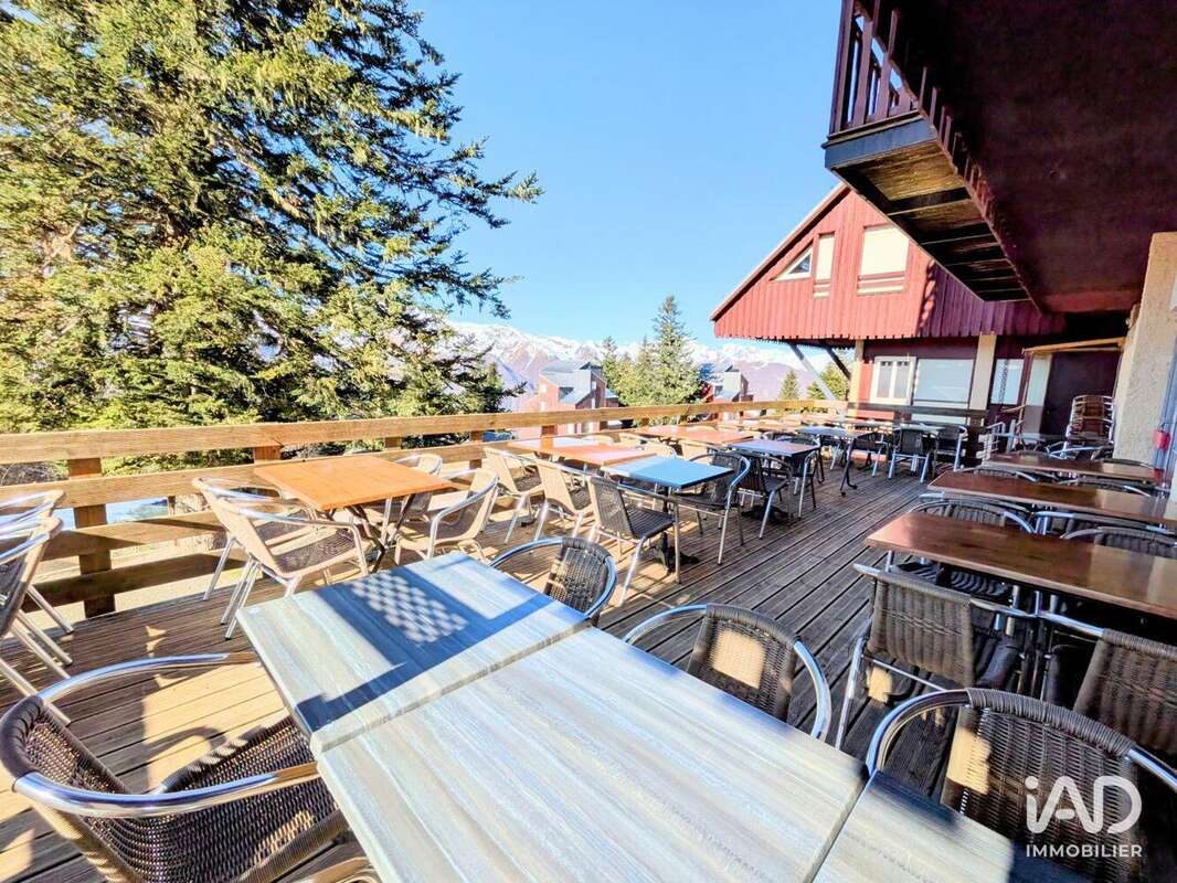 Photo 5 - Commerce à USTOU